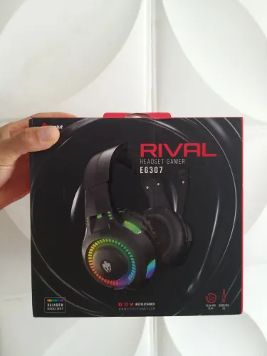 Fone De Ouvido Headset Gamer Rgb LED Compatível Com Pc Computador Vídeogame Xbox PS4 PS5
