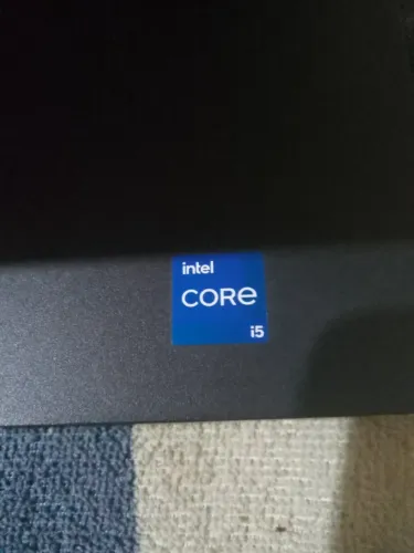 Notebook Dell Inspiron 15 3520, Intel Core i5 12ª geração, 8 GB RAM, Windows 11