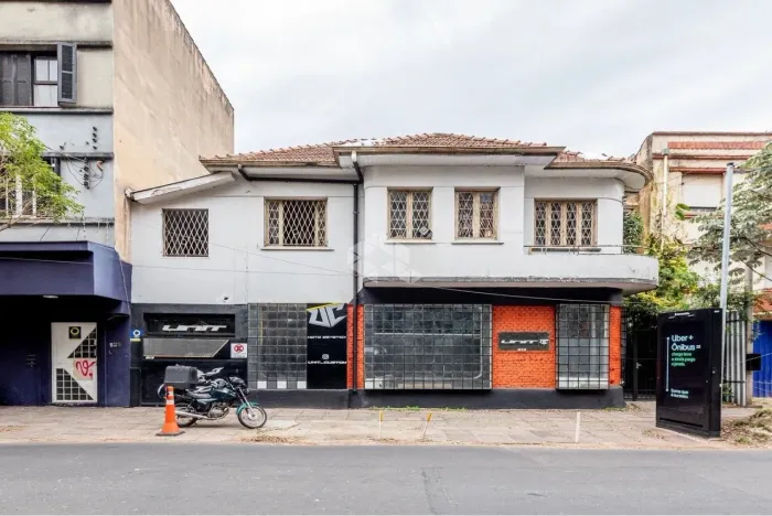 Crédito Real vende no Moinhos de Vento casa Comercial