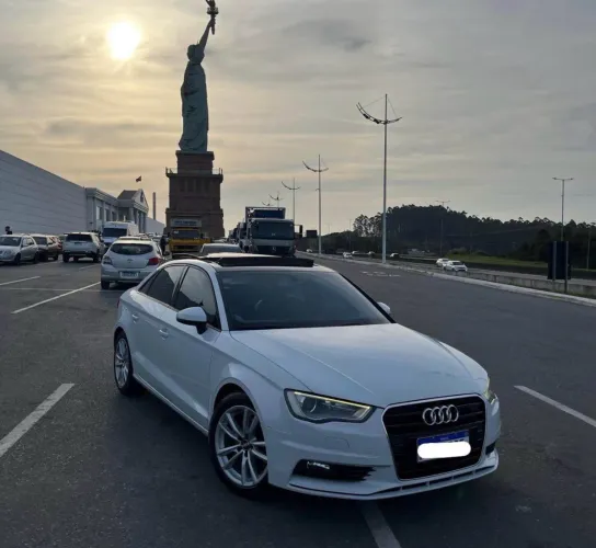 Audi A3 Sed.1.8/1.8 Ambit.16v TB FSI S-tronic 2015