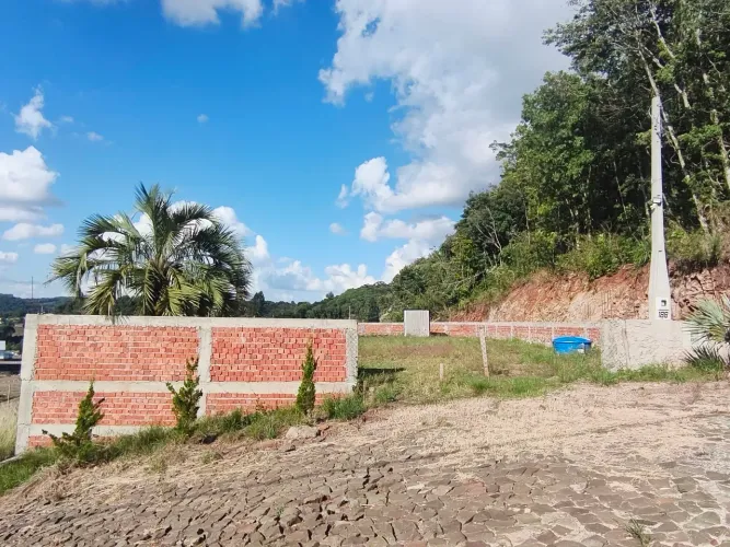 Terreno excelente posição solar