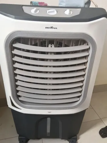 CLIMATIZADOR BRITANIA 70 LITROS 6 MESES DE USO NA GARANTIA