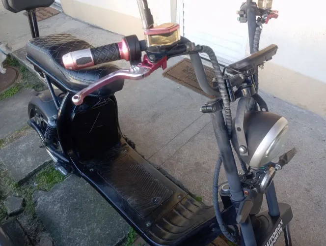 Scooter elétrica