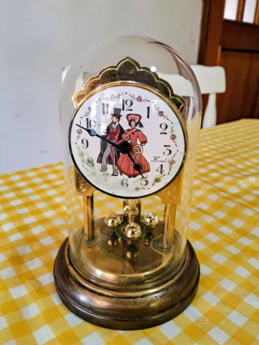 Relógio antigo de mesa Kundo