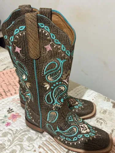 Bota Texana Cano Médio Goyazes Com Bordado<br>Sola Azul Cowgirl