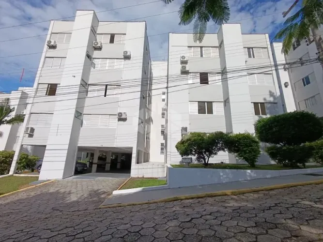 Apartamento para alugar 119m² 3 quartos e garagem na Trindade