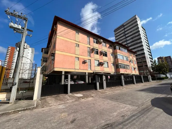 Apto com 118 m2, 3 quartos, próximo a igreja de Fátima - Fortaleza- CE