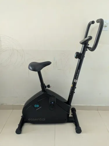Bicicleta Ergométrica Essential Domyos