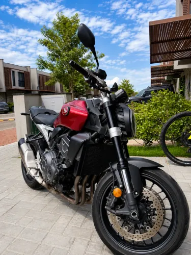 Honda CB 1000R