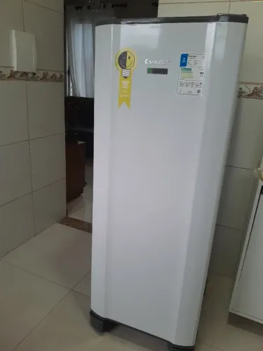 Refrigerador Esmaltec Cycle Defrost Inverter ROC31 Pro branco - Degelo manual - 110V