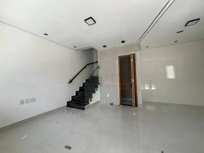 SOBRADOS NOVOS NA VILA RÉ