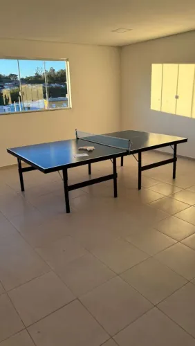 Mesa de tênis com acessórios!