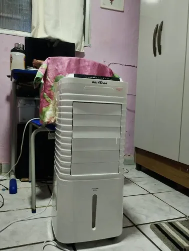 Climatizador e umidificador de ar 