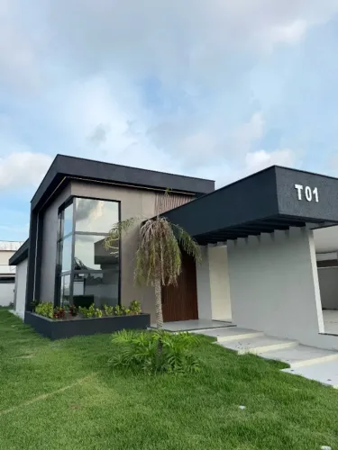 Casa com 03 suítes em condomínio fechado!! Cod:152
