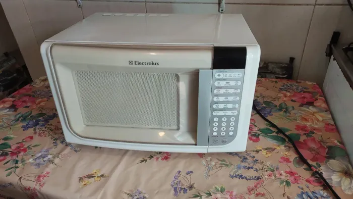 Micro ondas Eletrolux MEF41