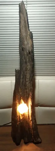 Luminárias de toco de madeira feito a mão