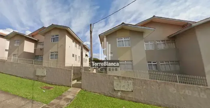 Apartamento térreo à venda, Uvaranas, Ponta Grossa, PR