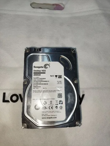 HD 3TB Seagate Desktop (Com defeito)