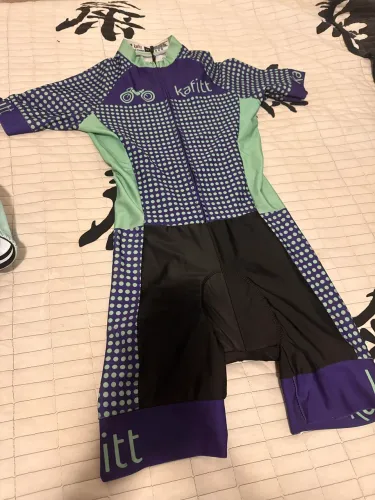 Macaquinho para ciclismo 