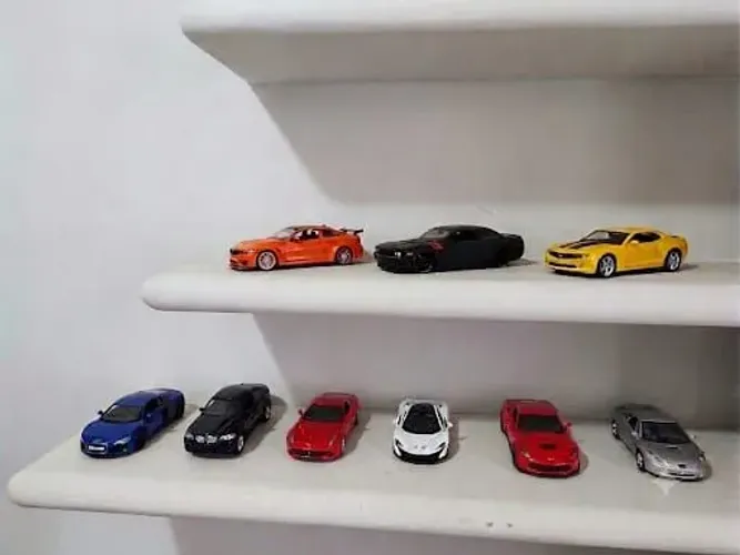 COLEÇÃO DE CARROS MINIATURA DE FERRO