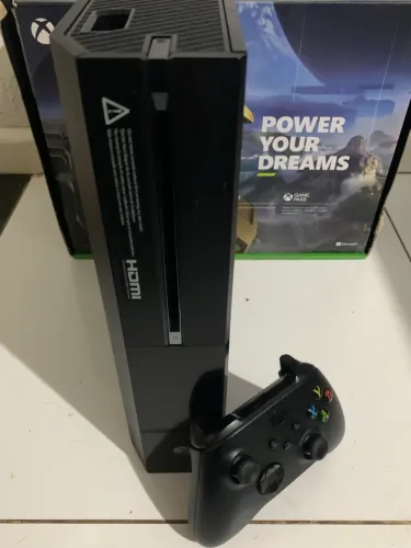 Xbox One FAT e Controle do Series S