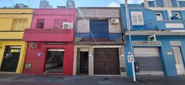 Apartamento com 6 quartos para Alugar no Centro de Florianópolis/SC.