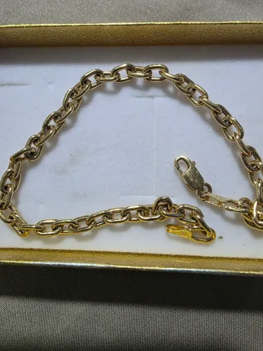 Pulseira de ouro 18k.