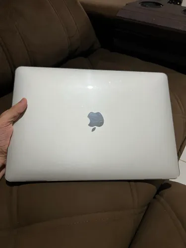 Vendo MacBook Pro Touch Bar 2017