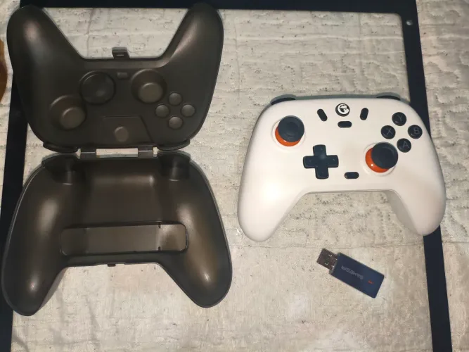 CONTROLE GAMESIR