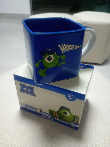 Caneca Monsters Original