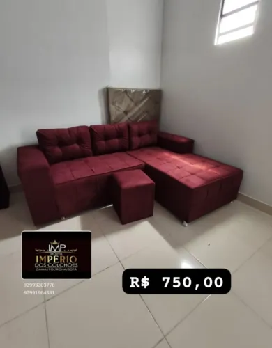 Sofá cheyse de 3 lugares com puff de brinde