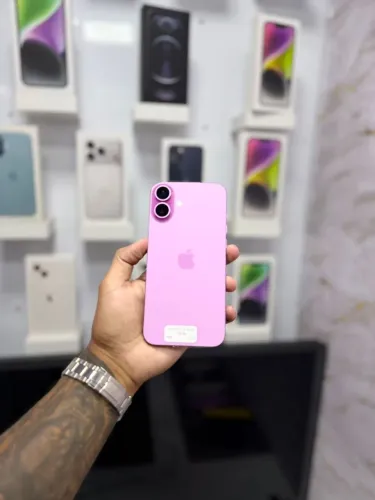 IPHONE 16 PLUS 128GB rosa<br>R$ 4.250,00