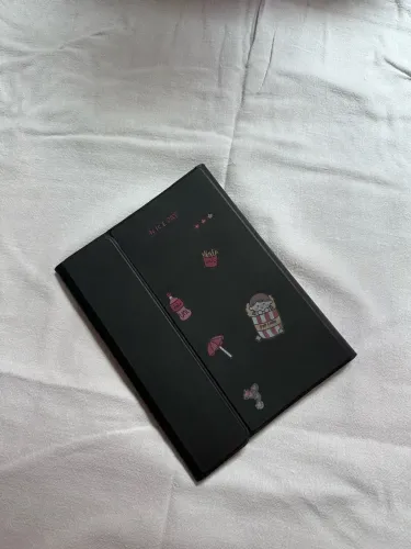 Capa para iPad 9 com teclado e mouse
