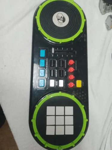 Pick UP DJ brinquedo funcionando 