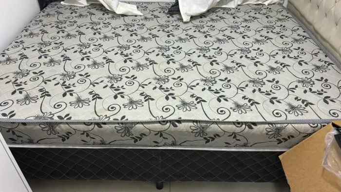 Cama Box Casal com Cabeceira Capitonê