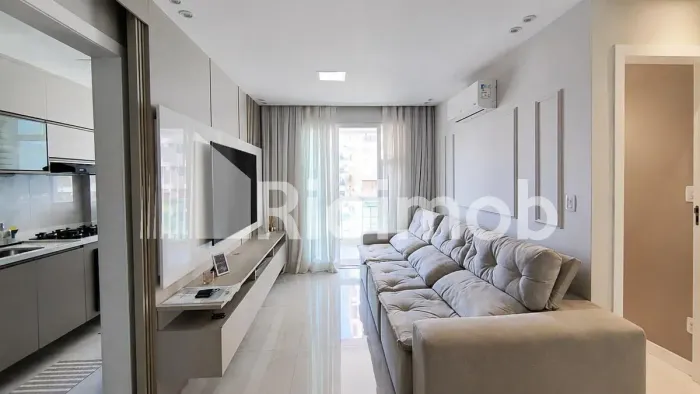 Recreio dos Bandeirantes | Apartamento 2 quartos, sendo 1 suite
