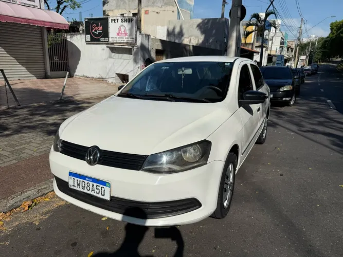 Volkswagen Voyage Trendline 1.0 T.flex 8V 4P 2015