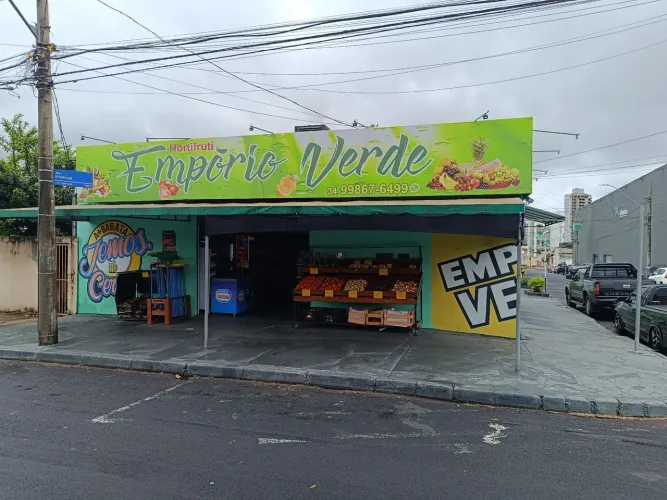 Vendo Empório/ PEGO TROCA