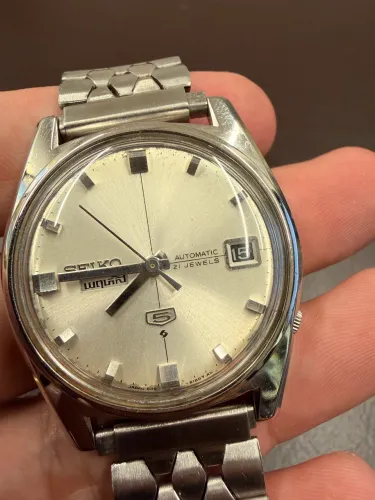 Seiko 5 Automatic 6119-8095 - Março de 1970 - Calendário Tailandês