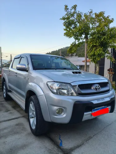 Toyota Hilux CD SRV D4-d 4X4 3.0 TDI Diesel AUT 2009