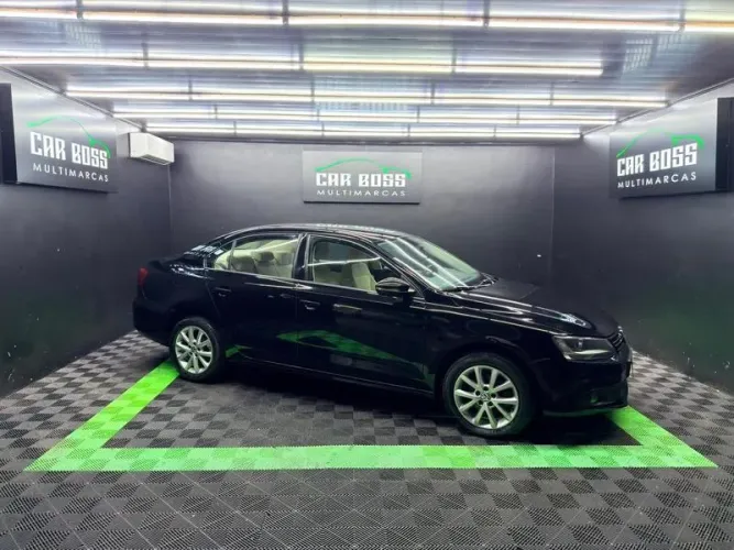 Volkswagen Jetta R-line 250 TSI 1.4 Flex 16V Aut. 2012