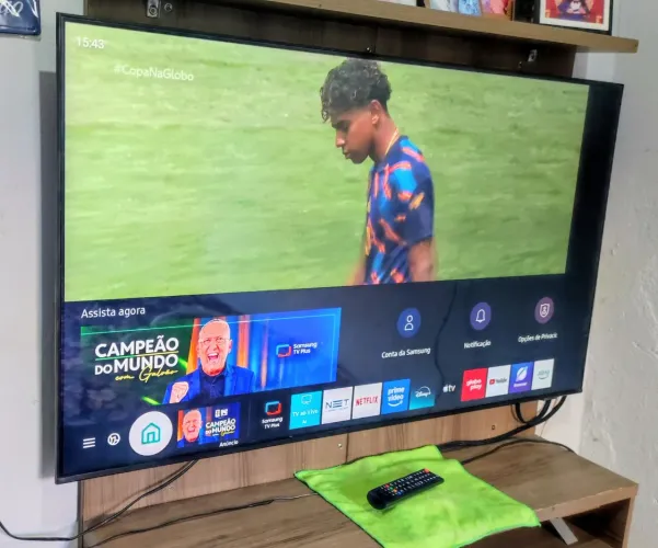 Tv 55 smart Samsung 4k qled com detalhe