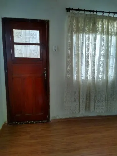 Vendo Casa com Quintal
