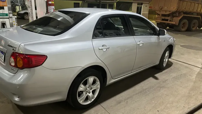 Toyota Corolla XEI 2.0 Flex 16V Aut. 2011