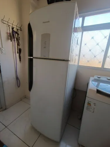 Geladeira panasonic 