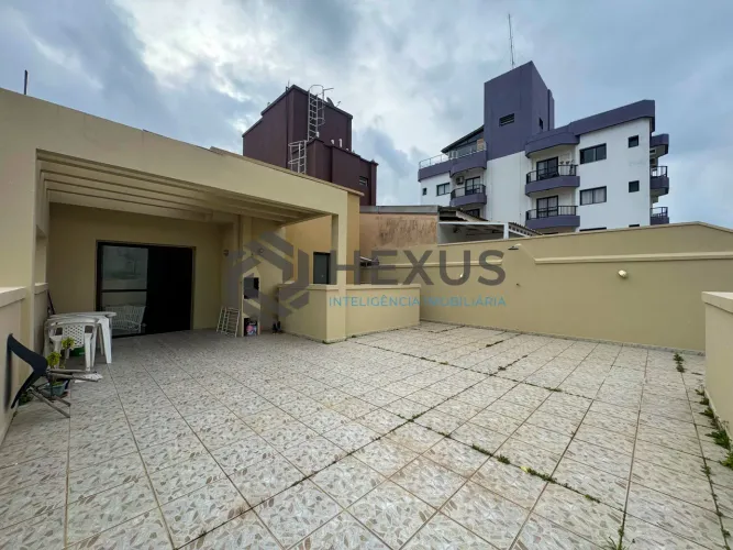 Cobertura Penthouse com área gourmet na Praia do Tombo, Guaruja