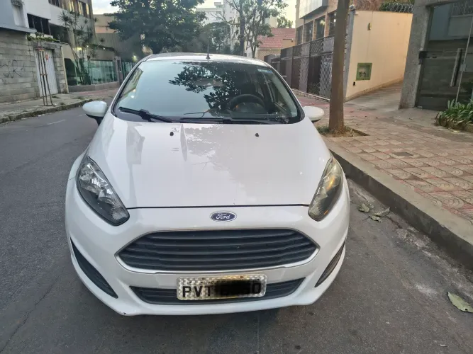 Ford Fiesta 1.5 16V Flex Mec. 5P 2015