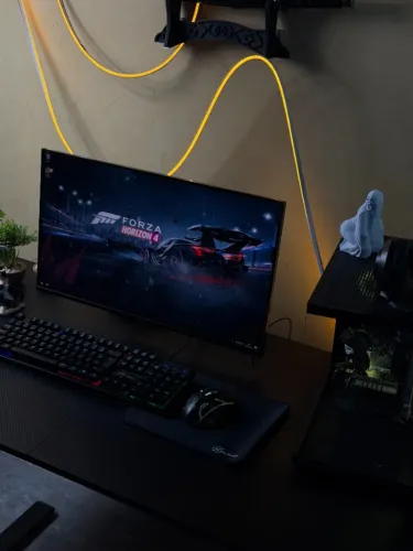 Ryzen 5 4500 | RX 580 8GB | Monitor 25" Gigabyte | Kit Completo por R$ 4.499 à vista!