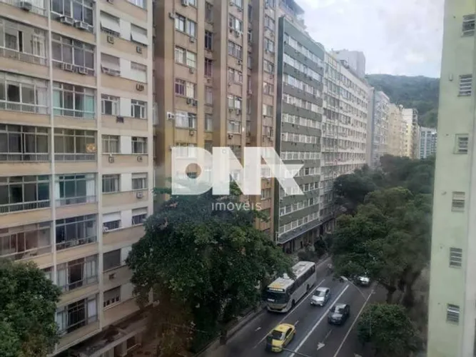 Apartamento - / Residencial / Copacabana
