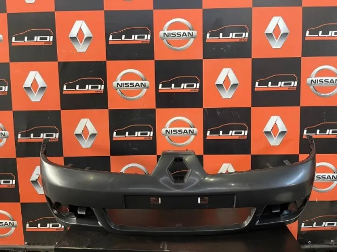 parachoque dianteiro renault clio 16.
